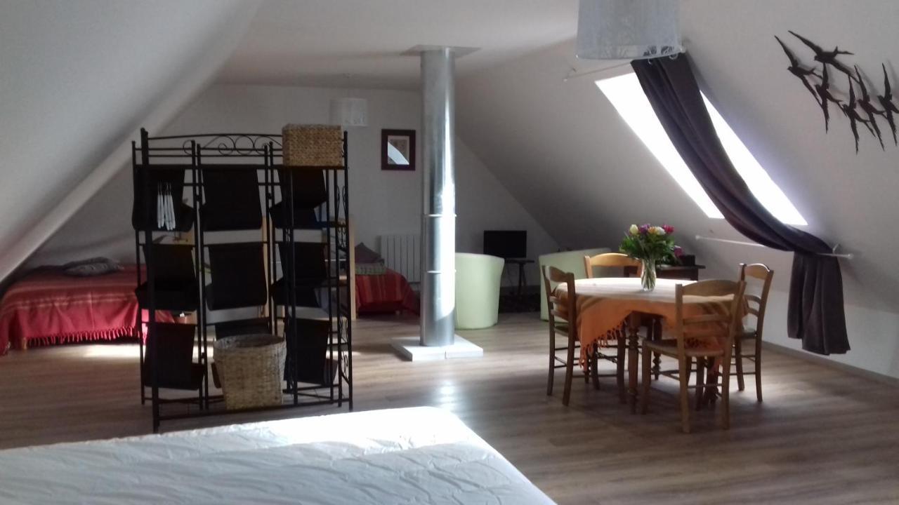 La Martre Bed & Breakfast Saint-Sylvestre-de-Cormeilles Bagian luar foto